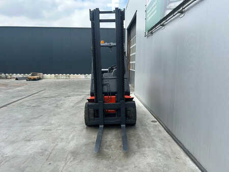 Diesel Forklifts 1997  Linde Heftruck H30D (5)
