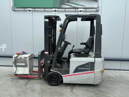 Eléctrica de 4 ruedas 2010  Nissan Heftruck 1N1L18Q (1)