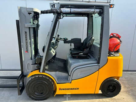Carretilla elevadora GLP 2016  Jungheinrich Heftruck TFG425S (5)