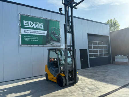 Carretilla elevadora GLP 2016  Jungheinrich Heftruck TFG425S (6)