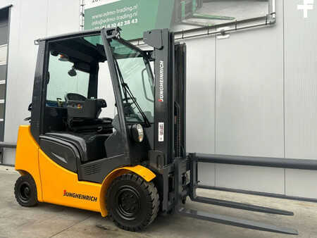 Gas gaffeltruck 2012  Jungheinrich TFG320s Heftruck (5)