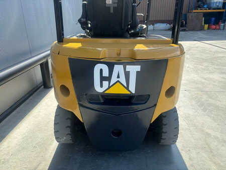 4-wiel elektrische heftrucks 2017  CAT Lift Trucks Heftruck CP20PN (7)
