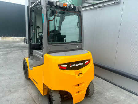 Elektro 4 Rad 2019  Jungheinrich Heftruck EFG535ks (4)