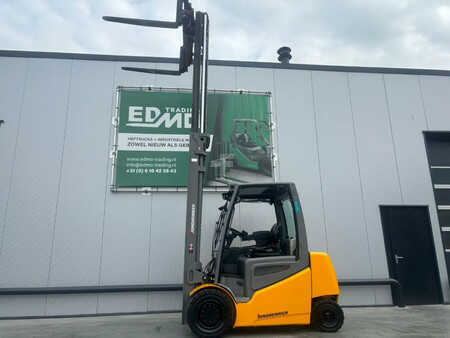 Elektro 4 Rad 2019  Jungheinrich Heftruck EFG535ks (5)