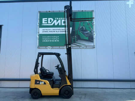 Chariots élévateurs diesel 2010  CAT Lift Trucks DP15N Diesel Heftruck (2)