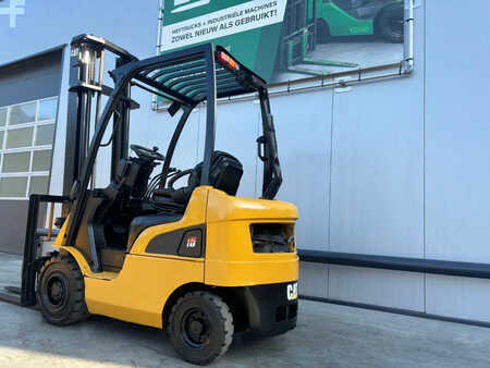 Chariots élévateurs diesel 2010  CAT Lift Trucks DP15N Diesel Heftruck (3)