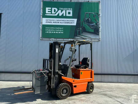 Elektryczne 4-kołowe 2020  Heli Heftruck HFB20 (1)