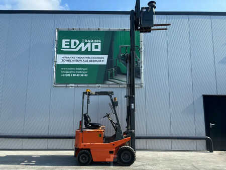 Elektryczne 4-kołowe 2020  Heli Heftruck HFB20 (3)