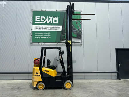 LPG heftrucks 2000  Daewoo Heftruck GC30E (2)