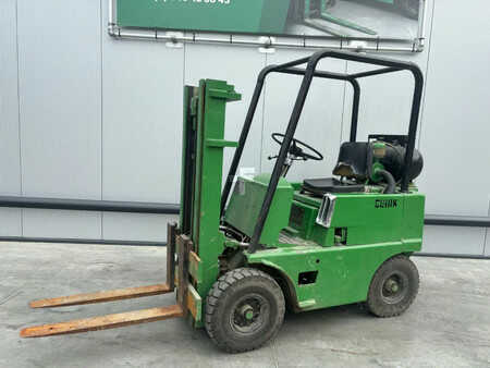 Wózki gazowe - Clark Heftruck OY30 (6)
