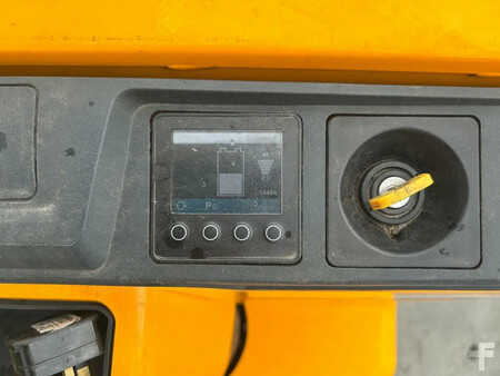 Porta-paletes elétrico 2019  Jungheinrich Pallettruck EJE116 (5)