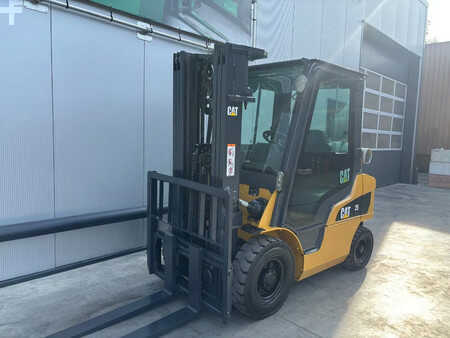 Chariots élévateurs GPL 2013  CAT Lift Trucks Heftruck GP25N (7)