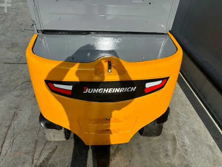 Elektro čtyřkolový VZV 2019  Jungheinrich Heftruck EFG S30s (5)
