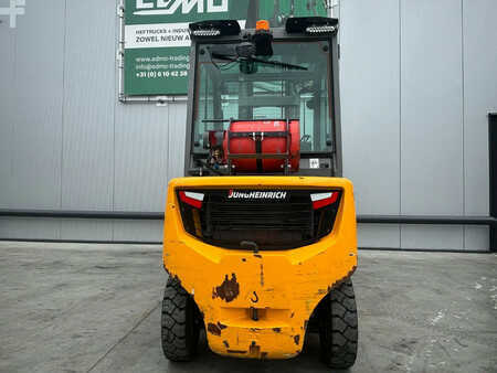 Empilhador a gás 2020  Jungheinrich Heftruck TFG 430s 600DZ (7)