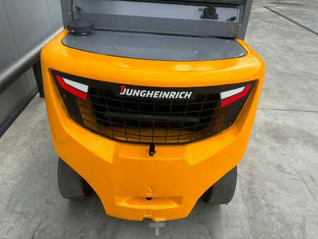 Empilhador diesel 2019  Jungheinrich Heftruck Diesel DFG 430s (3)