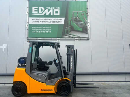 Carretilla elevadora GLP 2016  Jungheinrich TFG425s Heftruck (1)