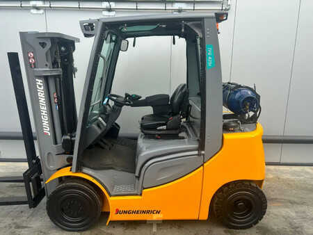 Carretilla elevadora GLP 2016  Jungheinrich TFG425s Heftruck (5)