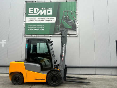 Diesel gaffeltruck 2019  Jungheinrich DFG430 Heftruck Diesel (1)