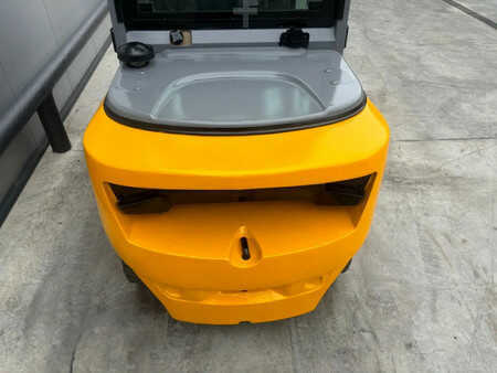 Diesel gaffeltruck 2019  Jungheinrich DFG430 Heftruck Diesel (6)