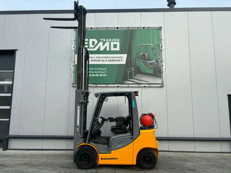 Gázüzemű targoncák 2016  Jungheinrich TFG425s Heftruck (5)