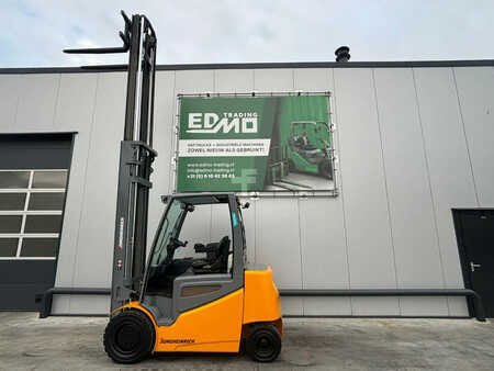 Elektro čtyřkolový VZV 2019  Jungheinrich EFG535ks Heftruck (3)