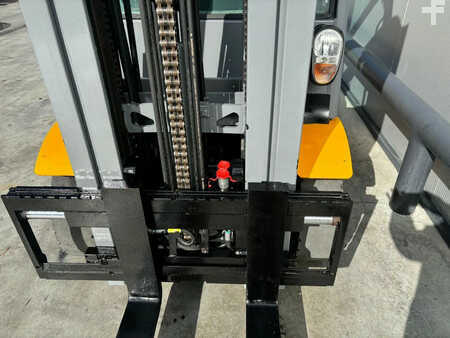 Carretilla elevadora GLP 2016  Jungheinrich TFG425s Heftruck (6)