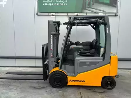 Eléctrica de 4 ruedas 2016  Jungheinrich EFG425ks Heftruck (7)