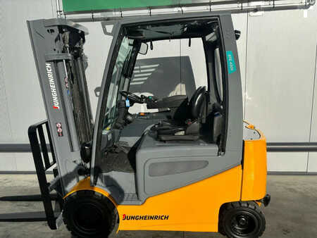 Elektro čtyřkolový VZV 2018  Jungheinrich EFG430k Heftruck (3)