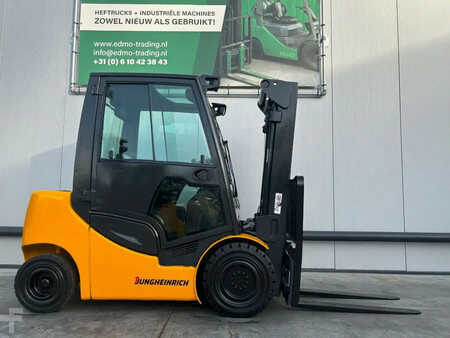 Dieseltruck 2009  Jungheinrich DFG425s Heftruck (2)