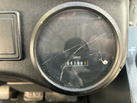 Dízel targoncák 2007  Linde H80D Heftruck Diesel (9)