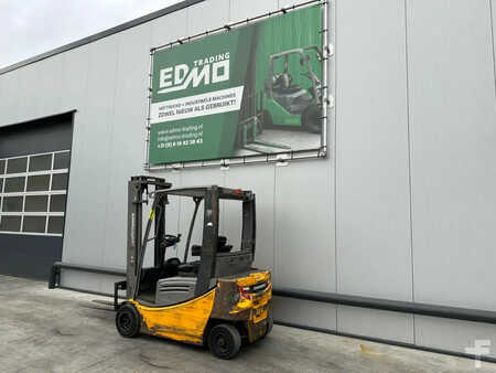 Sähkö - 4 pyör 2019  Jungheinrich EFG320 Heftruck (2)