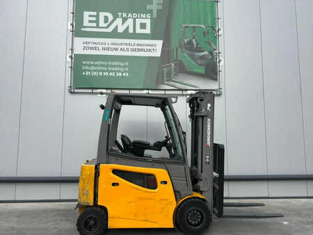 Elektromos 4 kerekű 2018  Jungheinrich EFG430k Heftruck (1)