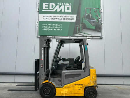 Elektromos 4 kerekű 2018  Jungheinrich EFG430k Heftruck (5)