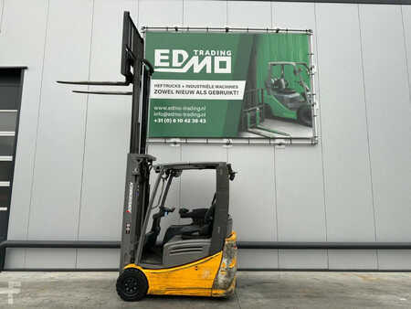 Chariots électriques à 4 roues 2018  Jungheinrich EFG216k Heftruck (3)