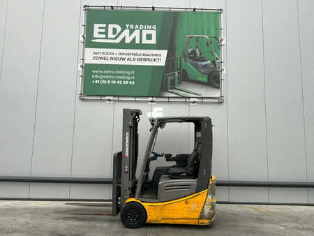 Chariots électriques à 4 roues 2018  Jungheinrich EFG216k Heftruck (5)