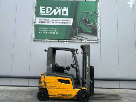 Sähkö - 4 pyör 2019  Jungheinrich EFG320 Heftruck (1)