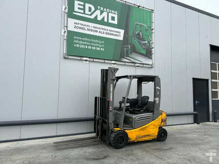 Sähkö - 4 pyör 2019  Jungheinrich EFG320 Heftruck (7)