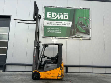 Chariots électriques à 4 roues 2018  Jungheinrich EFG216k Heftruck (4)