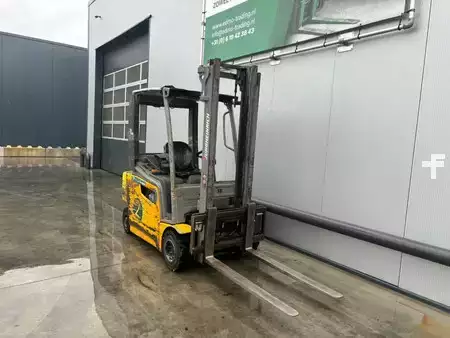 Eléctrico - 4 rodas 2019  Jungheinrich Heftruck (2)