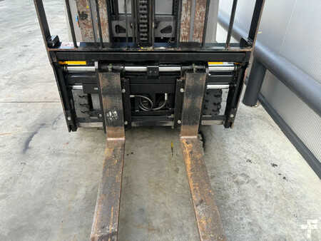 Carrelli elettrici 4 ruote - Jungheinrich EFG425ks Heftruck (6)