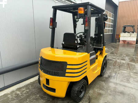 Chariots élévateurs diesel - CAT Lift Trucks 2.5 Diesel Heftruck (6)