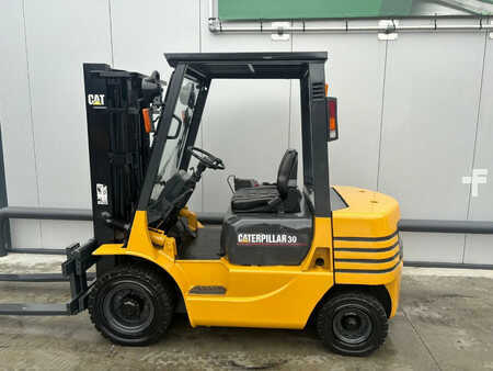 Chariots élévateurs diesel - CAT Lift Trucks 2.5 Diesel Heftruck (7)