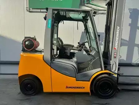 Carretilla elevadora GLP 2018  Jungheinrich TFG 435s Heftruck (2)