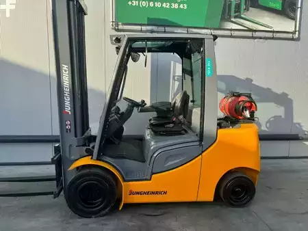 Carretilla elevadora GLP 2018  Jungheinrich TFG 435s Heftruck (5)