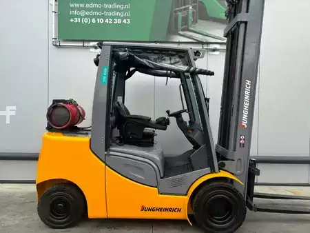 Carretilla elevadora GLP 2018  Jungheinrich TFG 435s Heftruck (2)