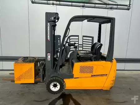 Eléctrica de 4 ruedas 2001  Jungheinrich EFG DF 20 Heftruck (4)
