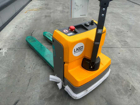 Ruční paletový vozík 2024  Jungheinrich Palletwagen EJE M13 (NEW!!!) (7)