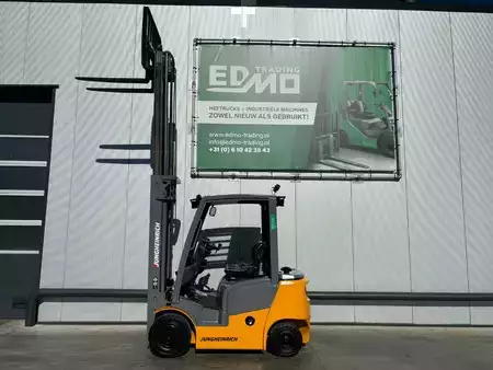 Carretilla elevadora diésel 2018  Jungheinrich DFG320 Heftruck Diesel (2)