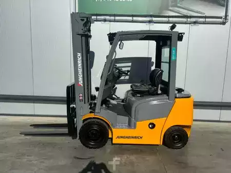 Carretilla elevadora diésel 2018  Jungheinrich DFG320 Heftruck Diesel (5)