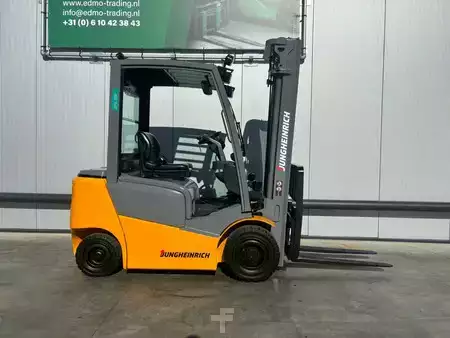 Carretilla elevadora diésel 2018  Jungheinrich DFG320 Heftruck Diesel (6)